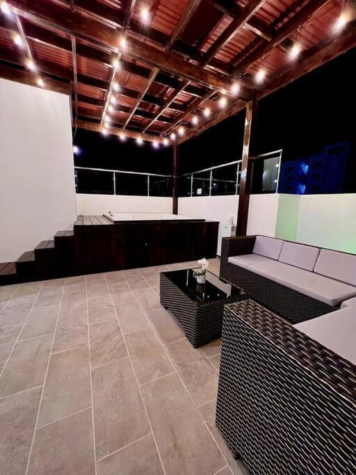 Outstanding Pent House W/Jacuzzi Apartman Santiago De Los Caballeros Kültér fotó
