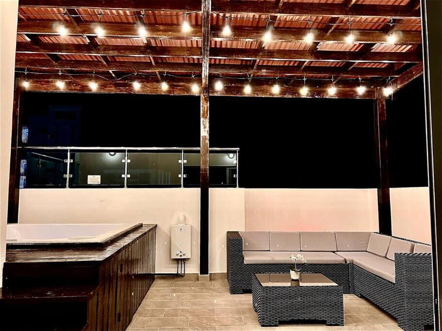 Outstanding Pent House W/Jacuzzi Apartman Santiago De Los Caballeros Kültér fotó